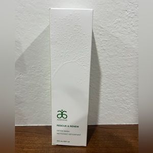 Arbonne detox & renew wash full size New in Box